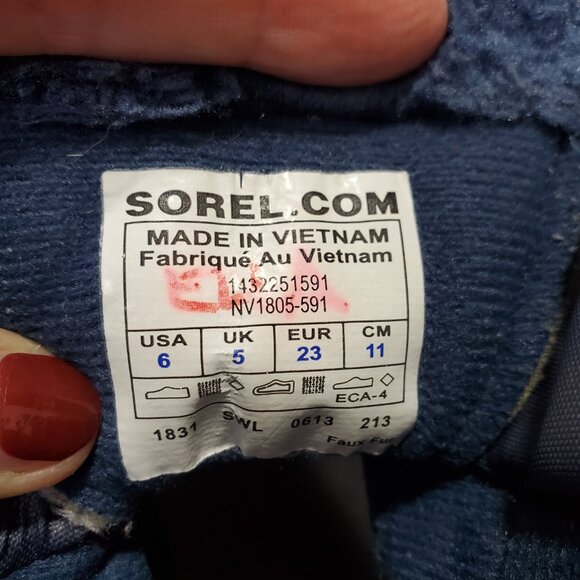 Sorel Kids Blue and Red Snow Boots - Picture 10 of 12